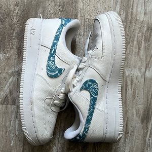 Nike Women’s Air Force 1
